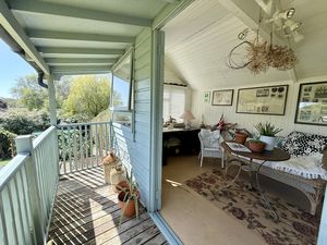 Photo 9- click for photo gallery